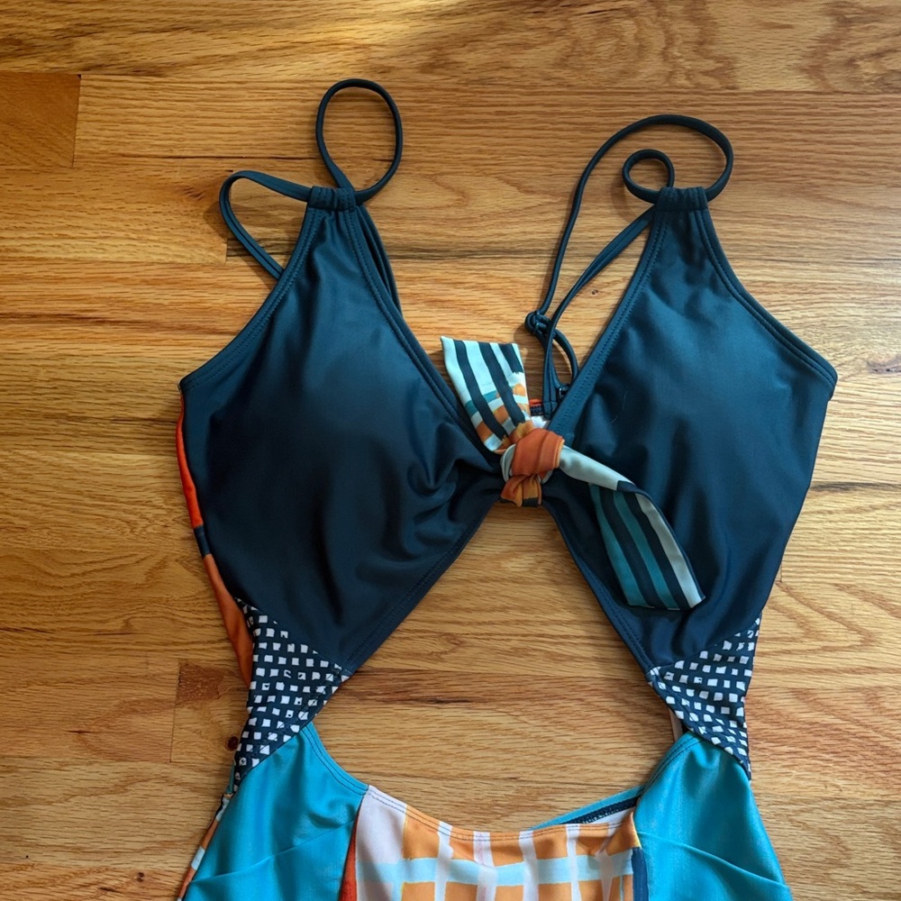 Nani Ray High Tide One-Piece Swimsuit - Picture 6 of 12